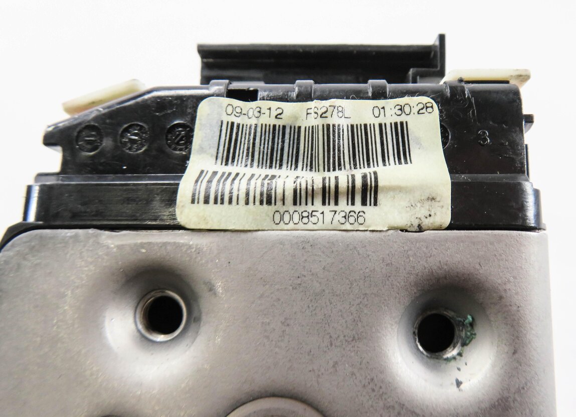 Thumbnail 5: 2010-2019 MB C300 C350 E350 E550 GLK250 GLK350 SL450 SL550 LEFT FRONT DOOR LATCH