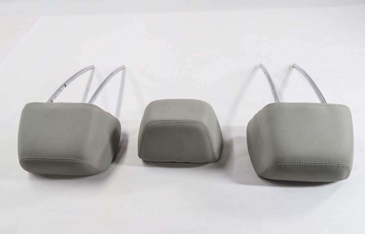 Thumbnail 4: 2012 MERCEDES E350 (W212) REAR SEAT - LEFT / CENTER / RIGHT HEADREST SET (GRAY)