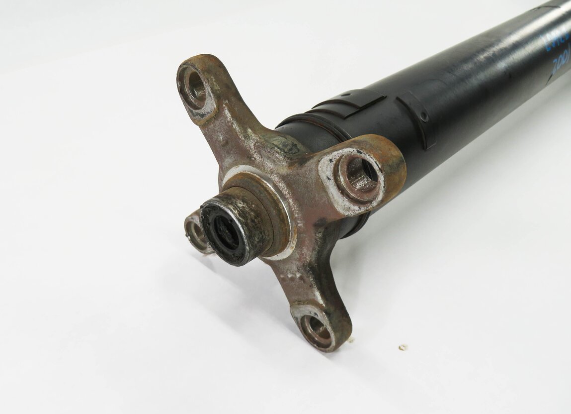 Thumbnail 3: 11-13 MERCEDES E350 (W212) DIESEL - REAR DRIVESHAFT DRIVELINE DRIVE LINE SHAFT