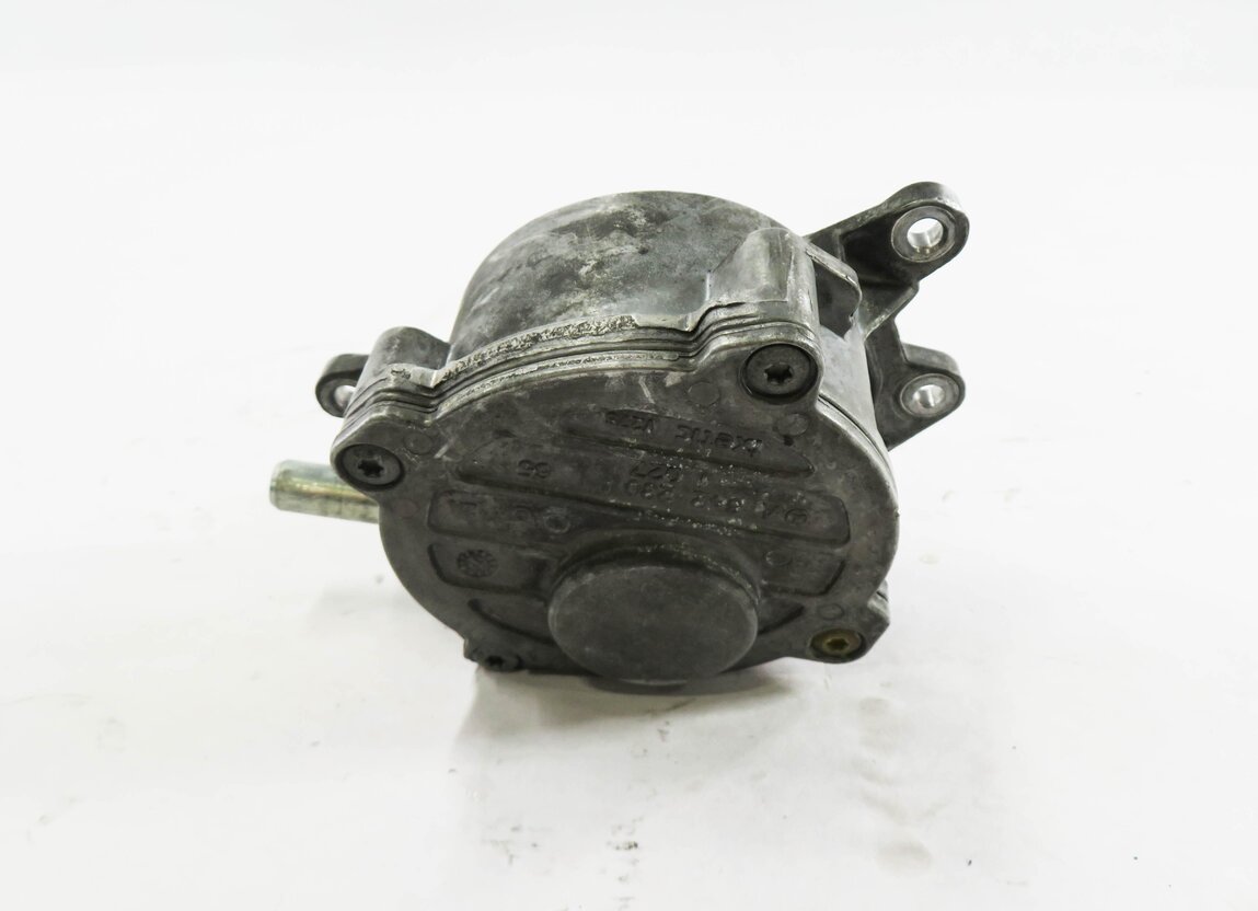 Thumbnail 3: 08-13 MERCEDES E320 E350 GL320 GL350 ML320 ML350 R350 - 3.0L DIESEL VACUUM PUMP
