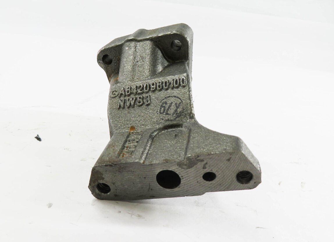 Thumbnail 5: 2012 MERCEDES E350 (W212) 3.0L OM642 DIESEL ENGINE - TURBOCHARGER PEDESTAL MOUNT