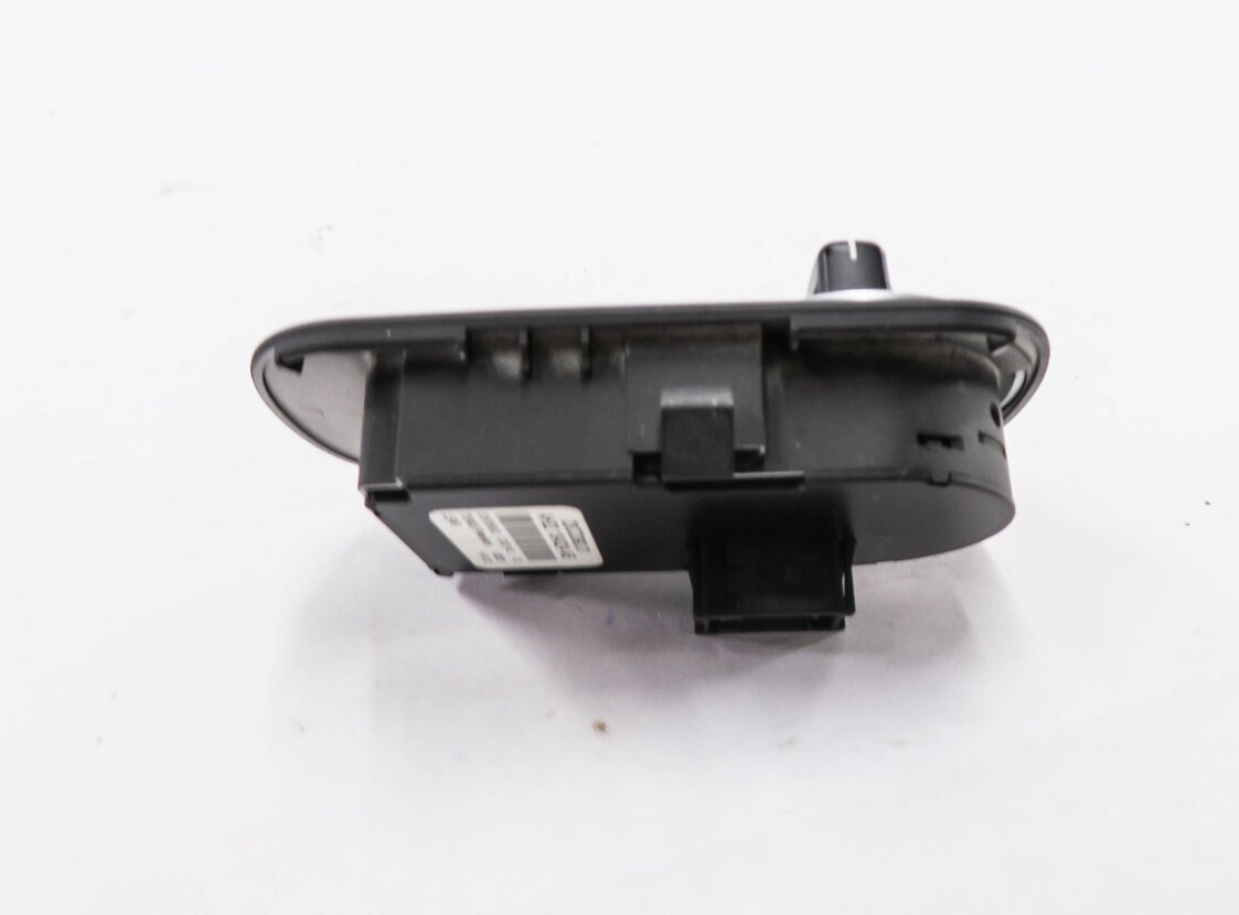 Thumbnail 6: 2010-2013 LAND ROVER LR4 / RANGE ROVER SPORT (L320) HEADLIGHT SWITCH CONTROL