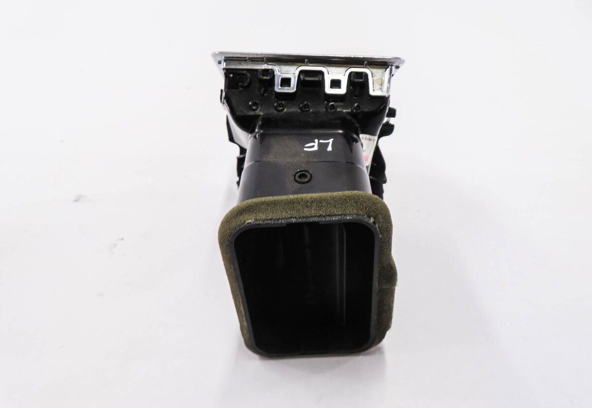 Thumbnail 5: 2010 RANGE ROVER SPORT (L320) LEFT FRONT * OUTER DASH * HEATER A/C AIR VENT