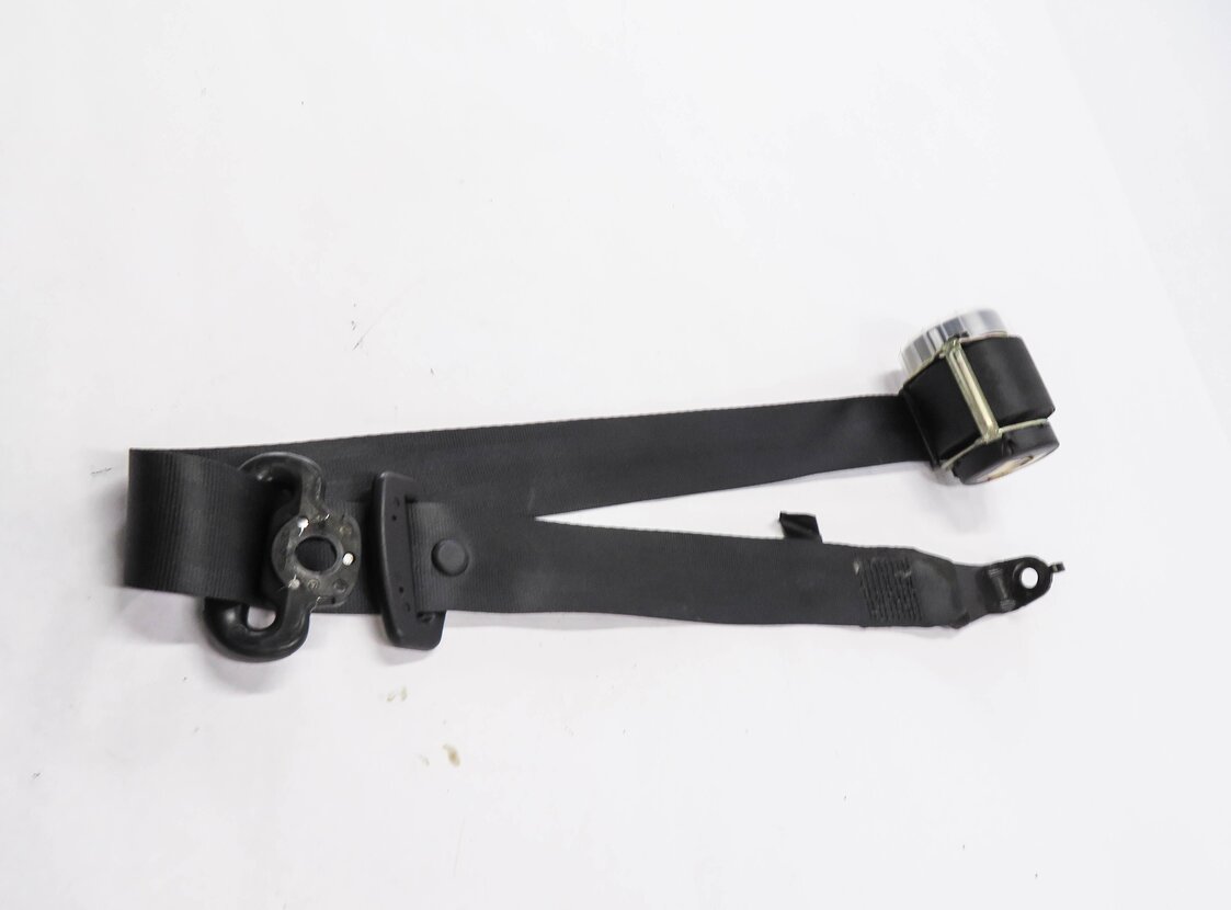 Thumbnail 3: 2010 RANGE ROVER SPORT (L320) REAR 2nd ROW SEAT - RIGHT SEATBELT RETRACTOR