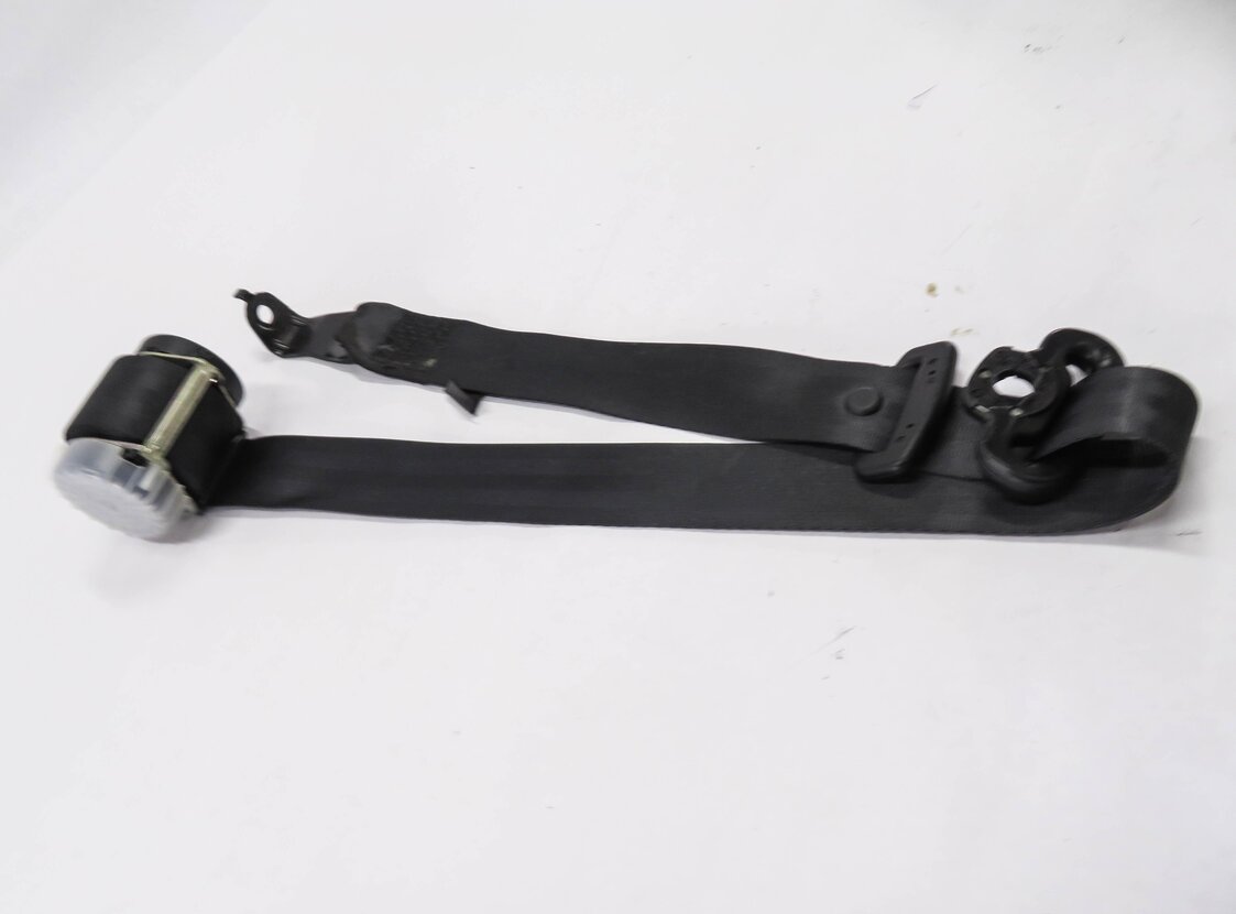Thumbnail 4: 2010 RANGE ROVER SPORT (L320) REAR 2nd ROW SEAT - RIGHT SEATBELT RETRACTOR