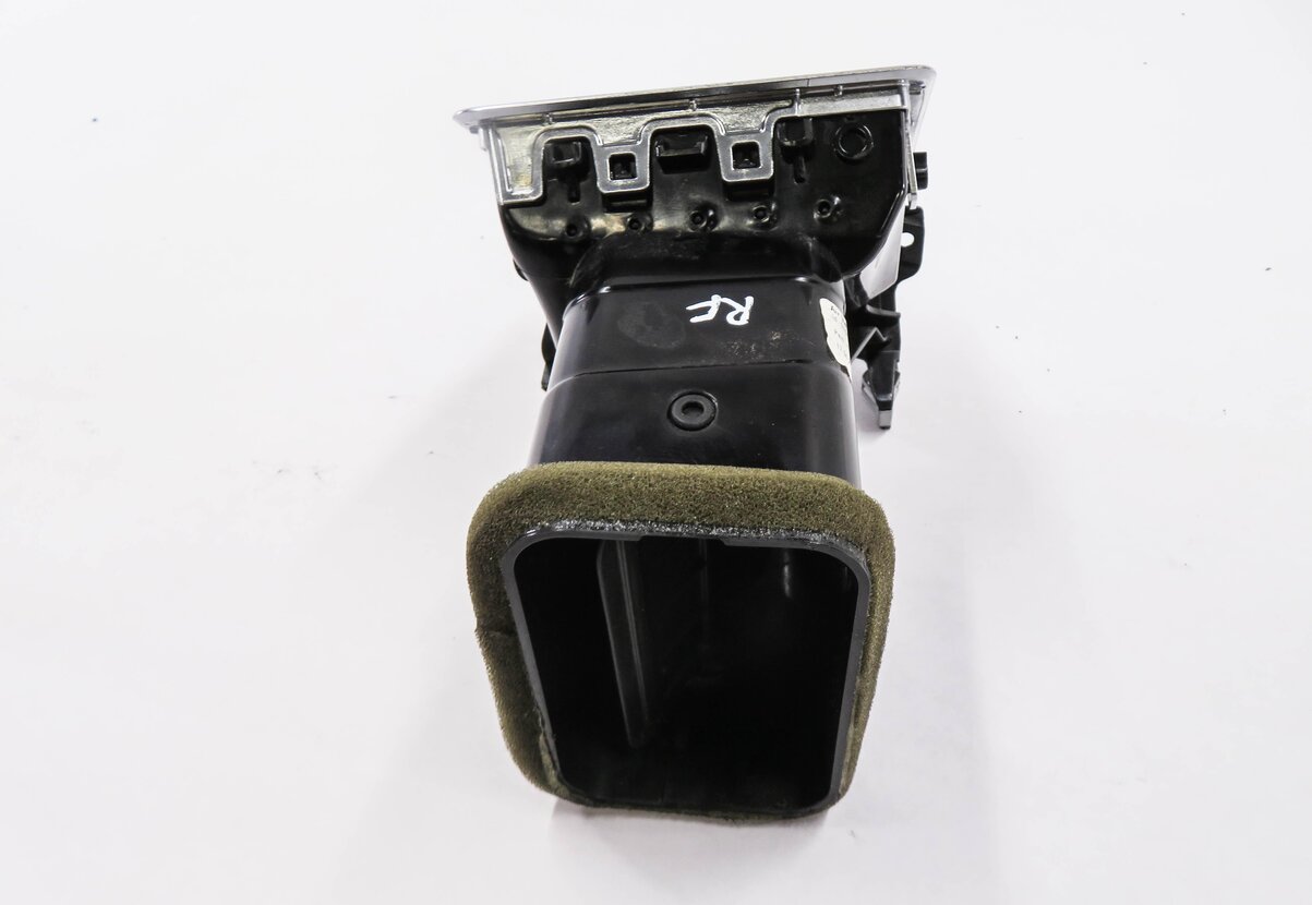 Thumbnail 5: 2010 RANGE ROVER SPORT (L320) RIGHT FRONT * OUTER DASH * HEATER A/C AIR VENT