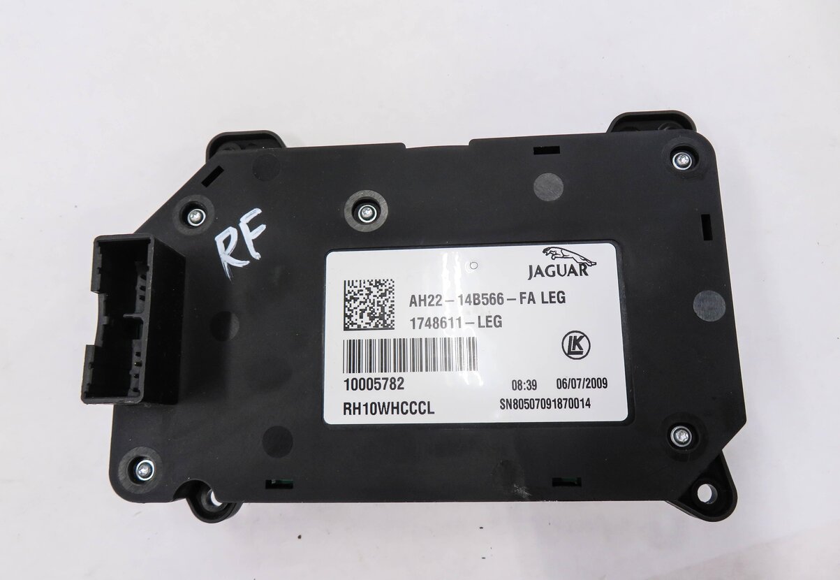 Thumbnail 6: 2010 RANGE ROVER SPORT (L320) RIGHT FRONT PASSENGER SEAT ADJUSTMENT SWITCH