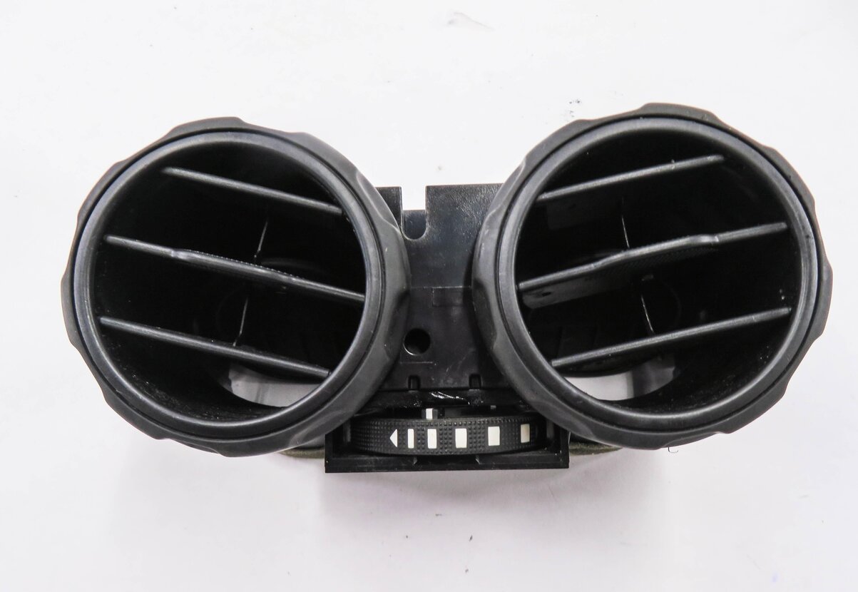 Thumbnail 2: 2010 RANGE ROVER SPORT (L320) REAR CENTER CONSOLE HEATER A/C AIR VENT