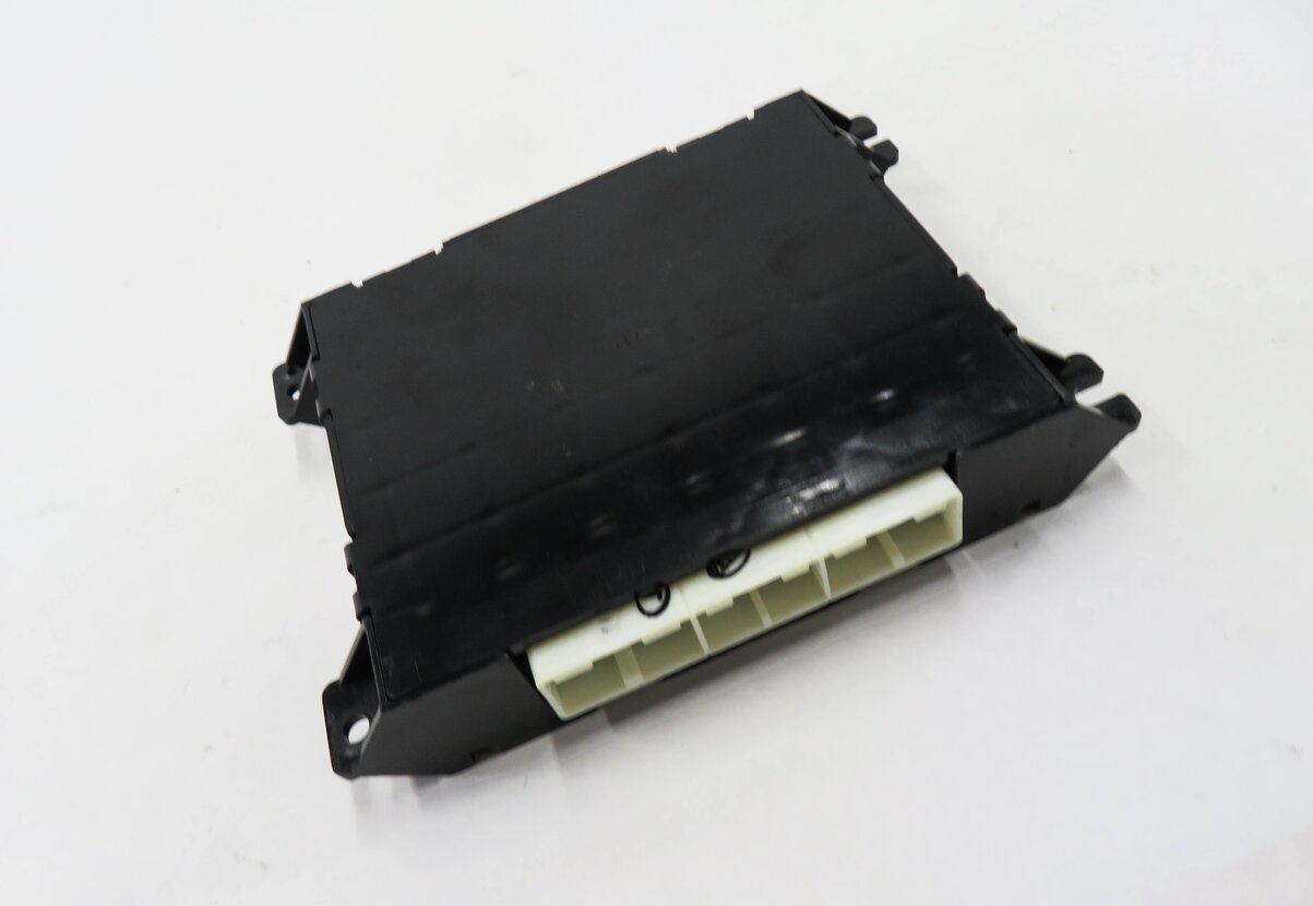 2010-2011 RANGE ROVER SPORT (L320) TEMPERATURE HEATER A/C CANBUS CONTROL MODULE