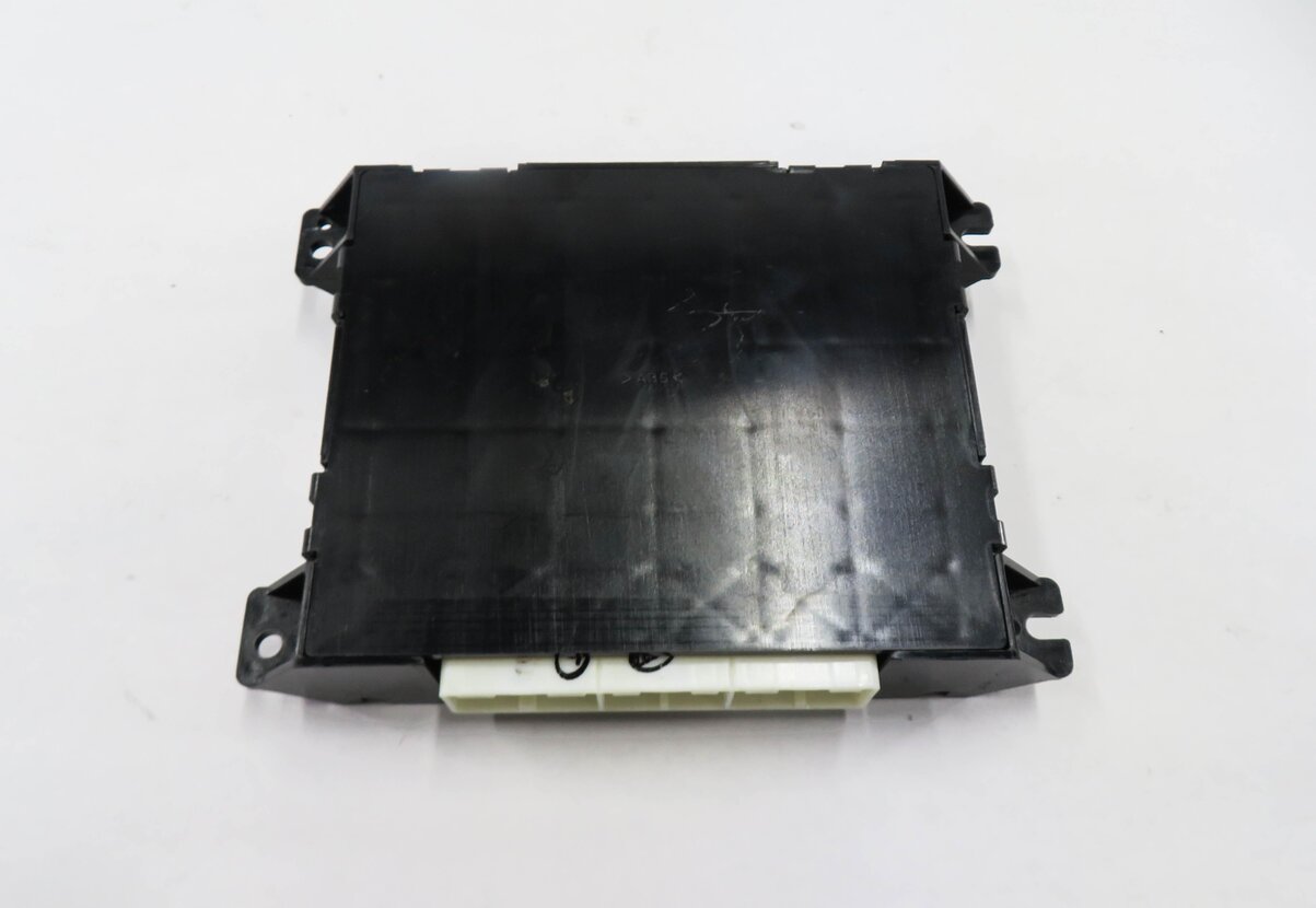 Thumbnail 2: 2010-2011 RANGE ROVER SPORT (L320) TEMPERATURE HEATER A/C CANBUS CONTROL MODULE