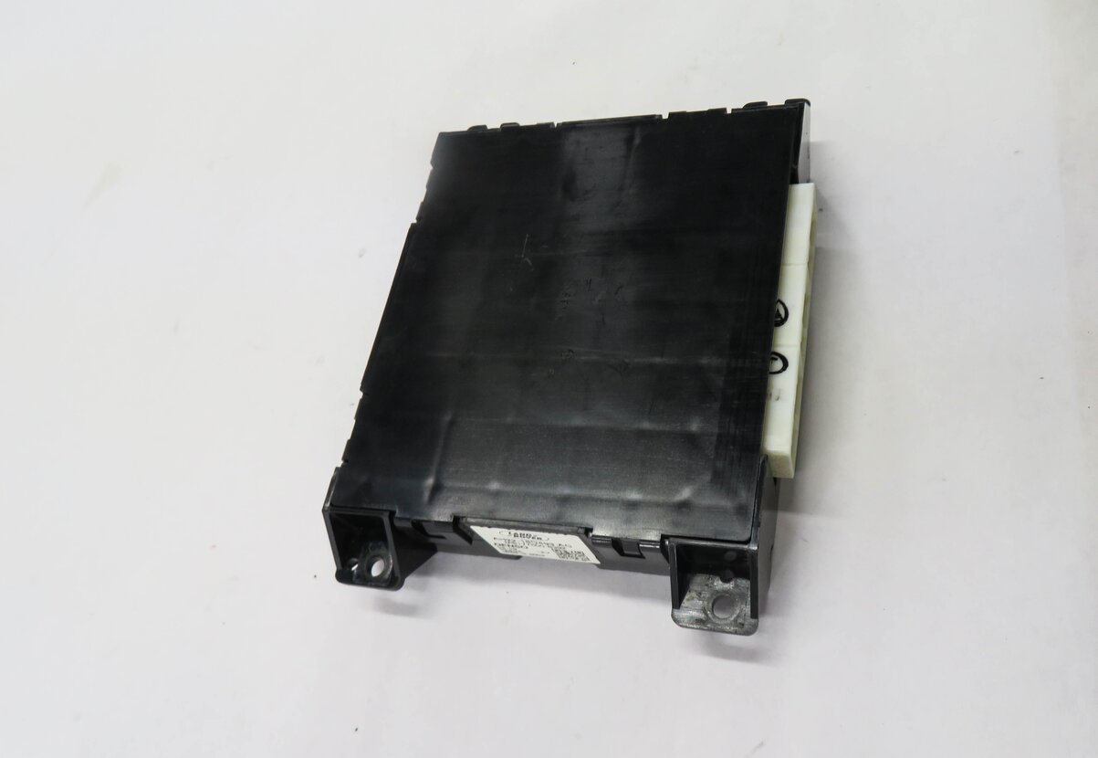 Thumbnail 3: 2010-2011 RANGE ROVER SPORT (L320) TEMPERATURE HEATER A/C CANBUS CONTROL MODULE