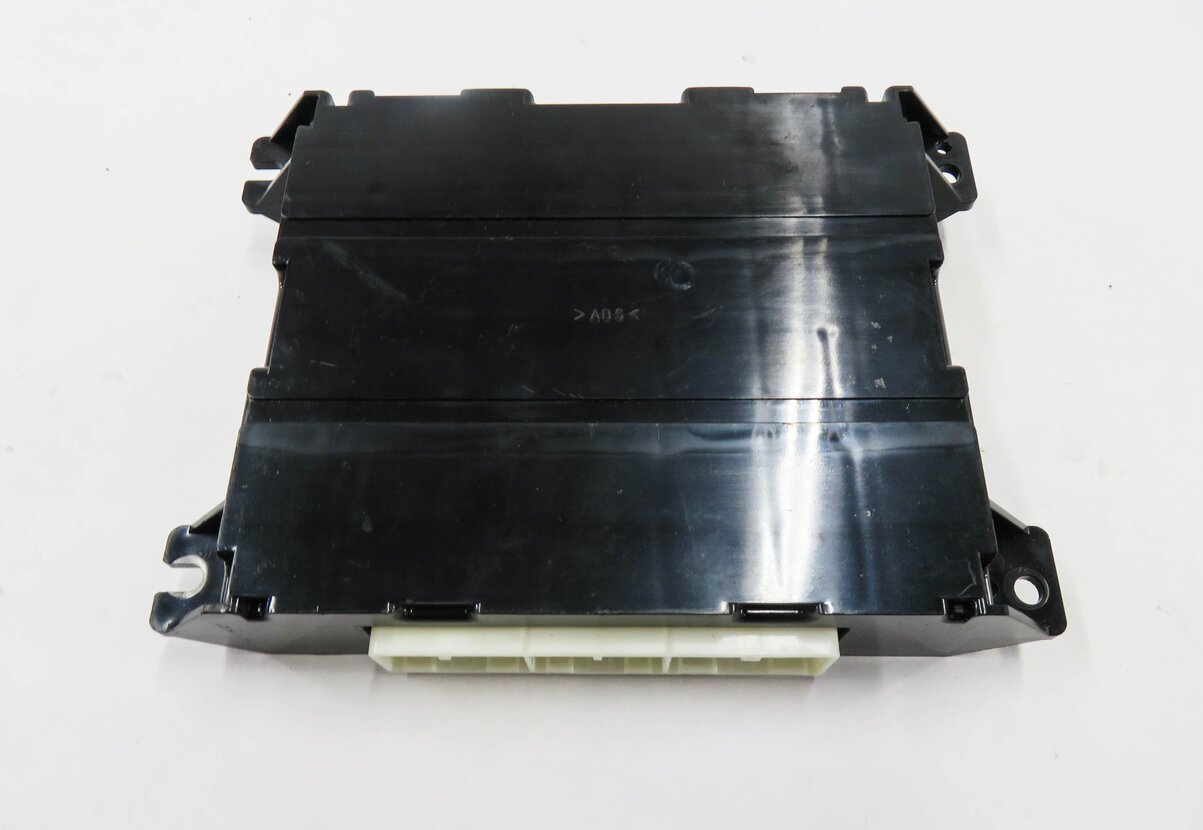 Thumbnail 5: 2010-2011 RANGE ROVER SPORT (L320) TEMPERATURE HEATER A/C CANBUS CONTROL MODULE