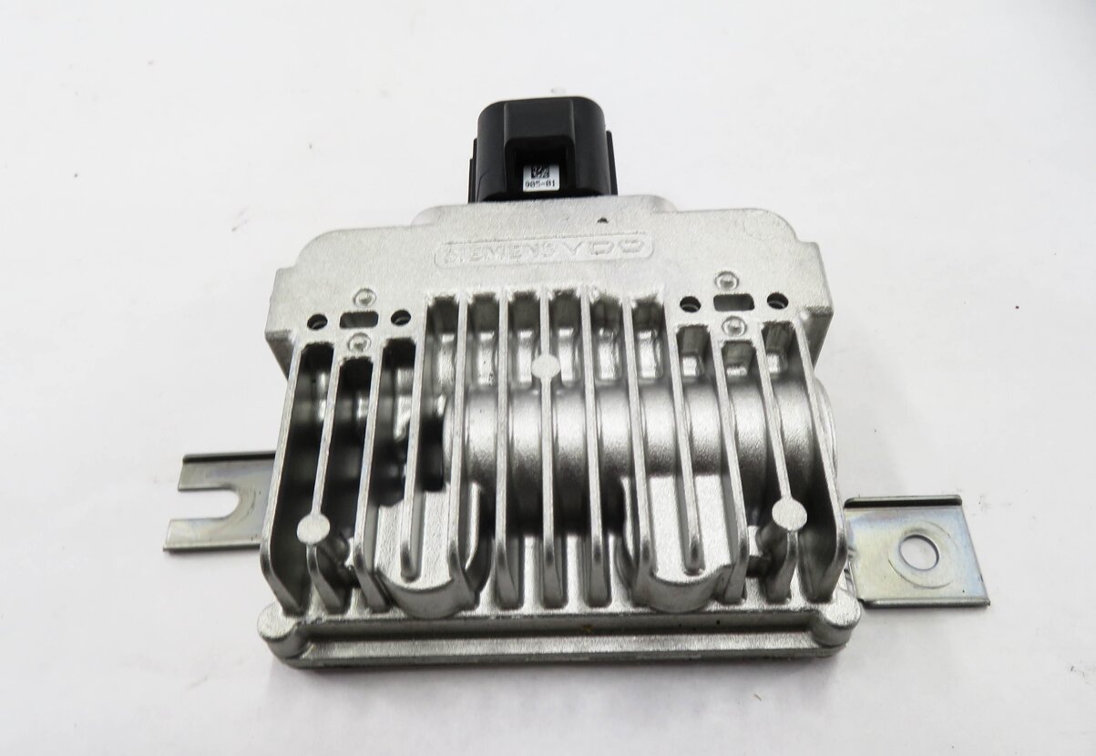 Thumbnail 2: 2010-2015 LR2 LR4 EVOQUE RANGE ROVER SPORT (L320 L538) FUEL PUMP CONTROL MODULE