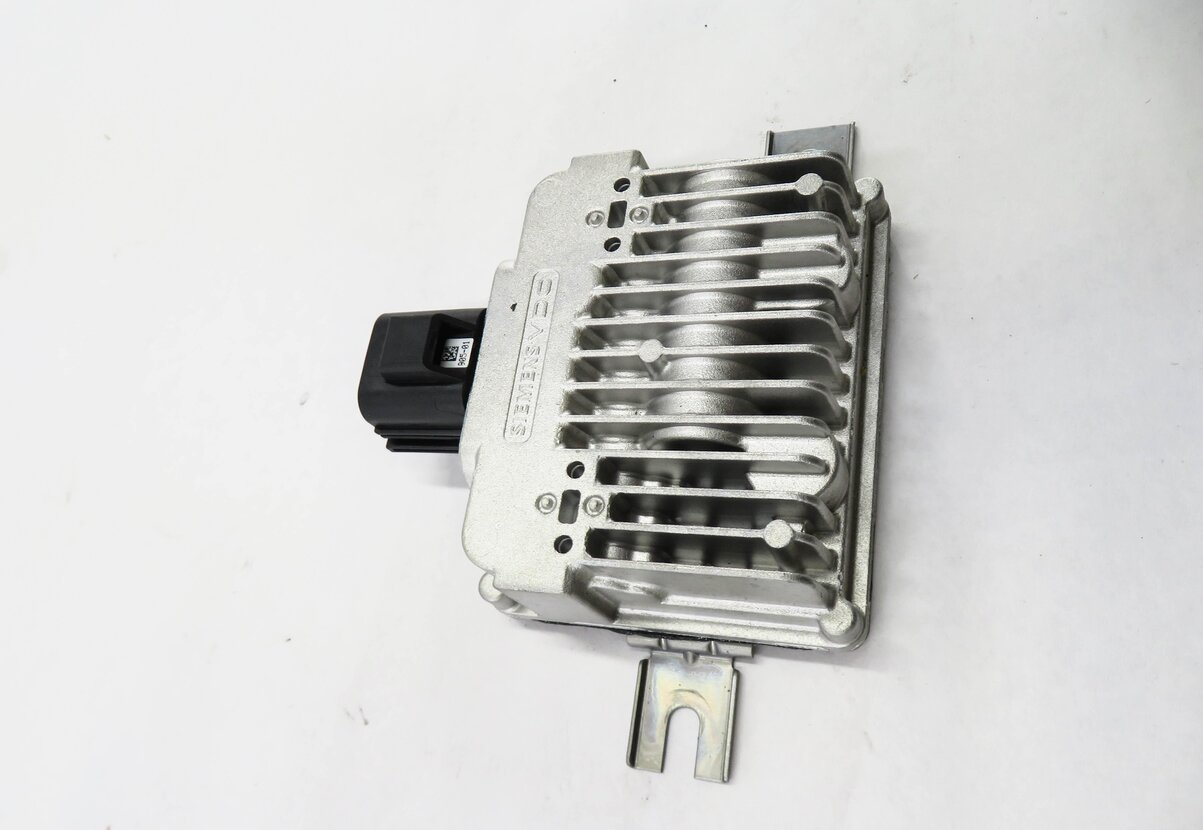 Thumbnail 3: 2010-2015 LR2 LR4 EVOQUE RANGE ROVER SPORT (L320 L538) FUEL PUMP CONTROL MODULE