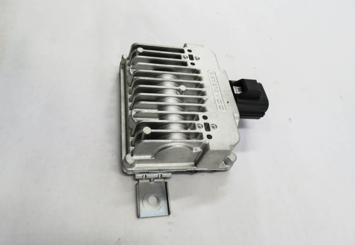 Thumbnail 4: 2010-2015 LR2 LR4 EVOQUE RANGE ROVER SPORT (L320 L538) FUEL PUMP CONTROL MODULE