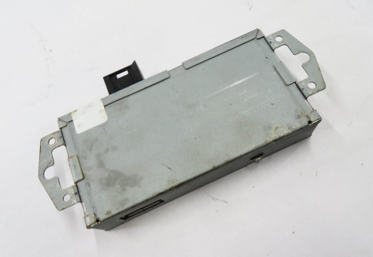 Thumbnail 1: 10-14 LAND ROVER LR4 - RANGE ROVER SPORT (L320 L322) USB i-POD INTERFACE MODULE