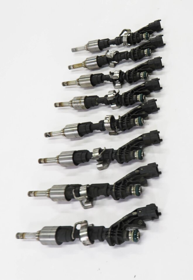 Thumbnail 3: 2010-2017 RANGE ROVER SPORT (L320 L322) JAGUAR XF XJ XK - 5.0L FUEL INJECTOR SET