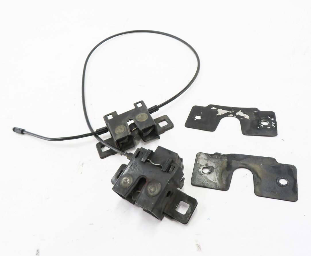 Thumbnail 2: 2010 RANGE ROVER SPORT (L320) FRONT LEFT & RIGHT LOWER HOOD LOCK LATCH SET-2