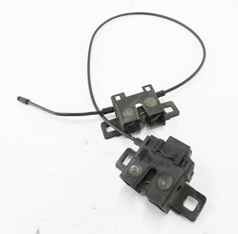 Thumbnail 3: 2010 RANGE ROVER SPORT (L320) FRONT LEFT & RIGHT LOWER HOOD LOCK LATCH SET-2