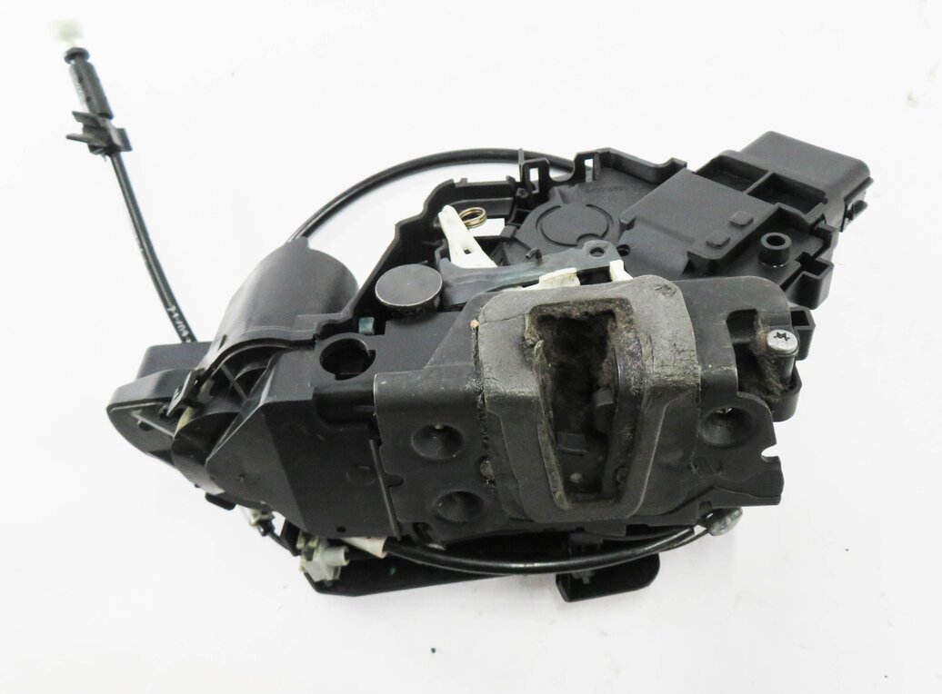 Thumbnail 6: 2010-2019 EVOQUE LR4 - RANGE ROVER SPORT (L320) LEFT FRONT PASSIVE DOOR LATCH