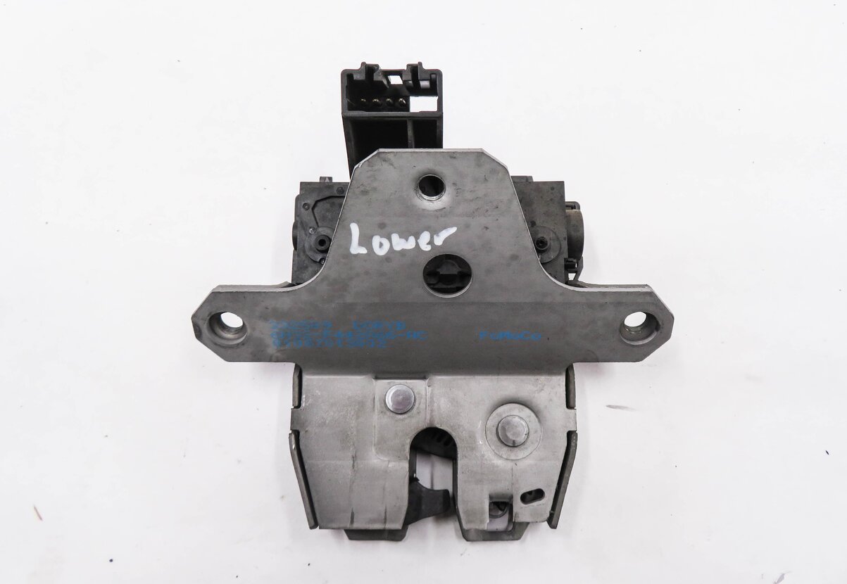 Thumbnail 7: 2010 RANGE ROVER SPORT (L320) REAR TRUNK LOWER LOCK LATCH ACTUATOR