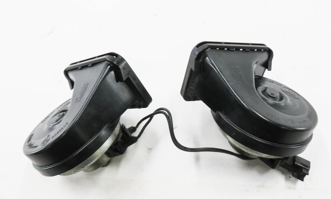 Thumbnail 5: 2010-2016 LAND ROVER LR4 - RANGE ROVER SPORT (L320) HIGH & LOW TONE HORN SET-2
