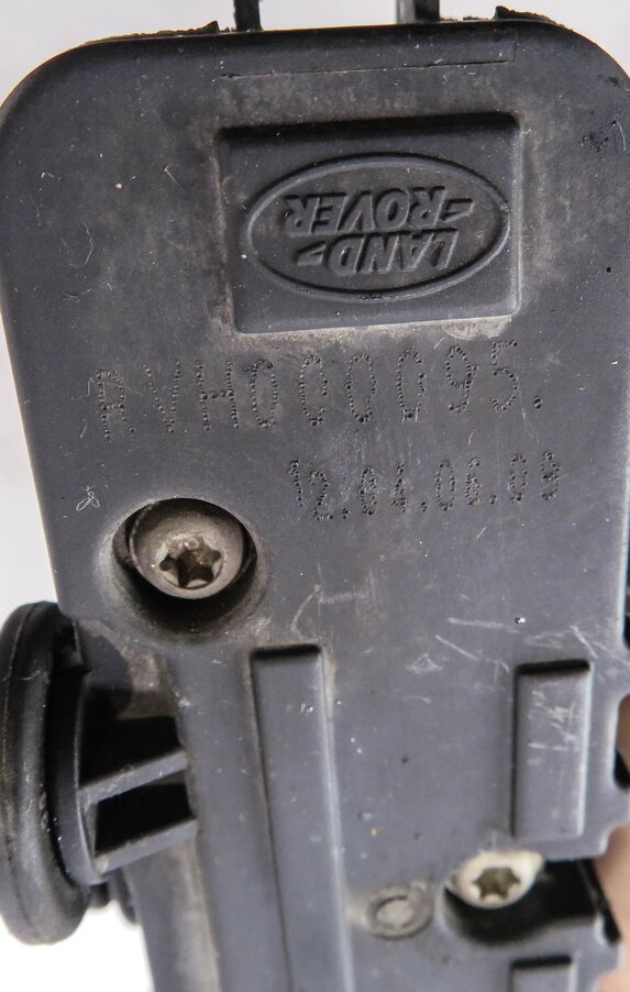 Thumbnail 6: 2010 RANGE ROVER SPORT (L320) AIR SUSPENSION VALVE BLOCK SET-3