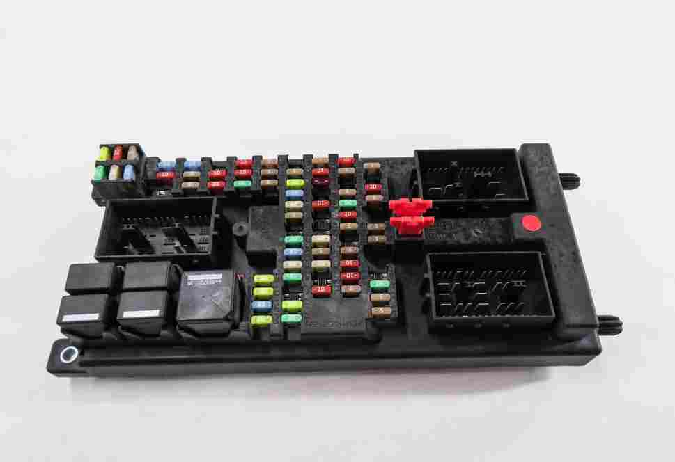 Thumbnail 4: 2010 RANGE ROVER SPORT (L320) 5.0L V8 ENGINE ECM BCM IMMOBILIZER MODULE KEY SET
