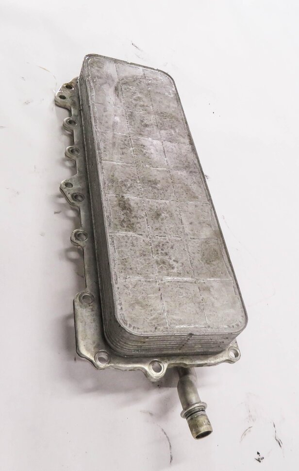 Thumbnail 4: 10-18 DISCOVERY LR4 - RANGE ROVER SPORT (L320 L322 L405 L494) ENGINE OIL COOLER