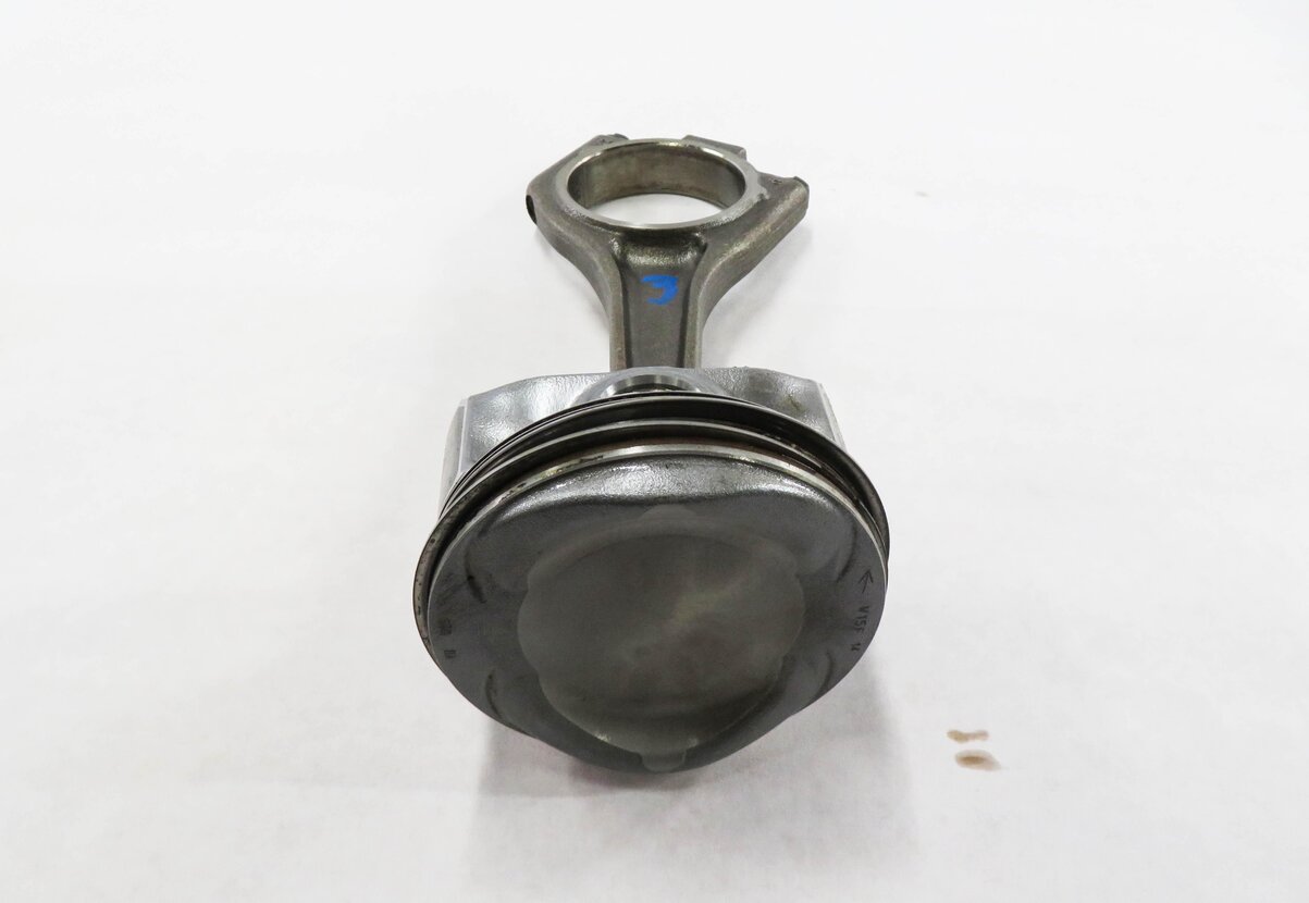 Thumbnail 3: 2010 RANGE ROVER SPORT (L320) 5.0L AJ133 V8 ENGINE - PISTON w/ CONNECTING ROD