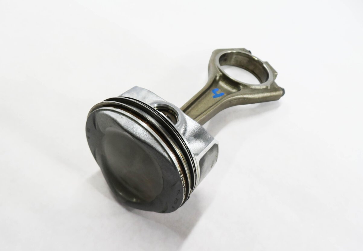 Thumbnail 2: 2010 RANGE ROVER SPORT (L320) 5.0L AJ133 V8 ENGINE - PISTON w/ CONNECTING ROD
