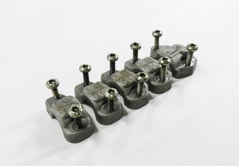 2010 RANGE ROVER SPORT (L320) 5.0L V8 ENGINE - EXHAUST CAMSHAFT BEARING CAP SET