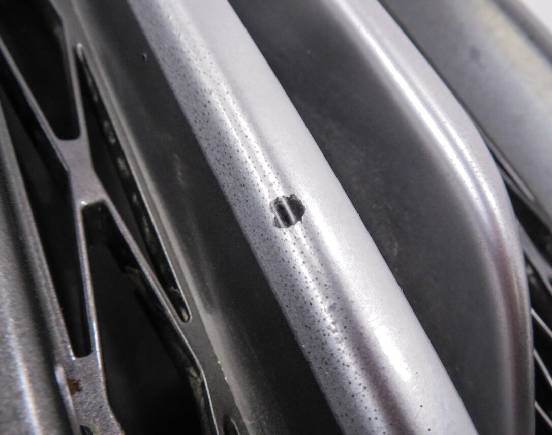 Thumbnail 6: 2010 RANGE ROVER SPORT (L320) LEFT FRONT DRIVER FENDER VENT GRILLE TRIM