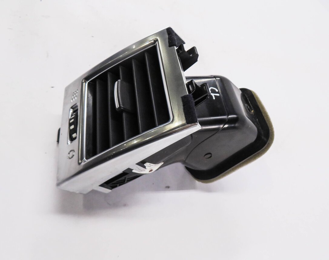 Thumbnail 3: 2010 RANGE ROVER SPORT (L320) LEFT FRONT * CENTER DASH * HEATER A/C AIR VENT