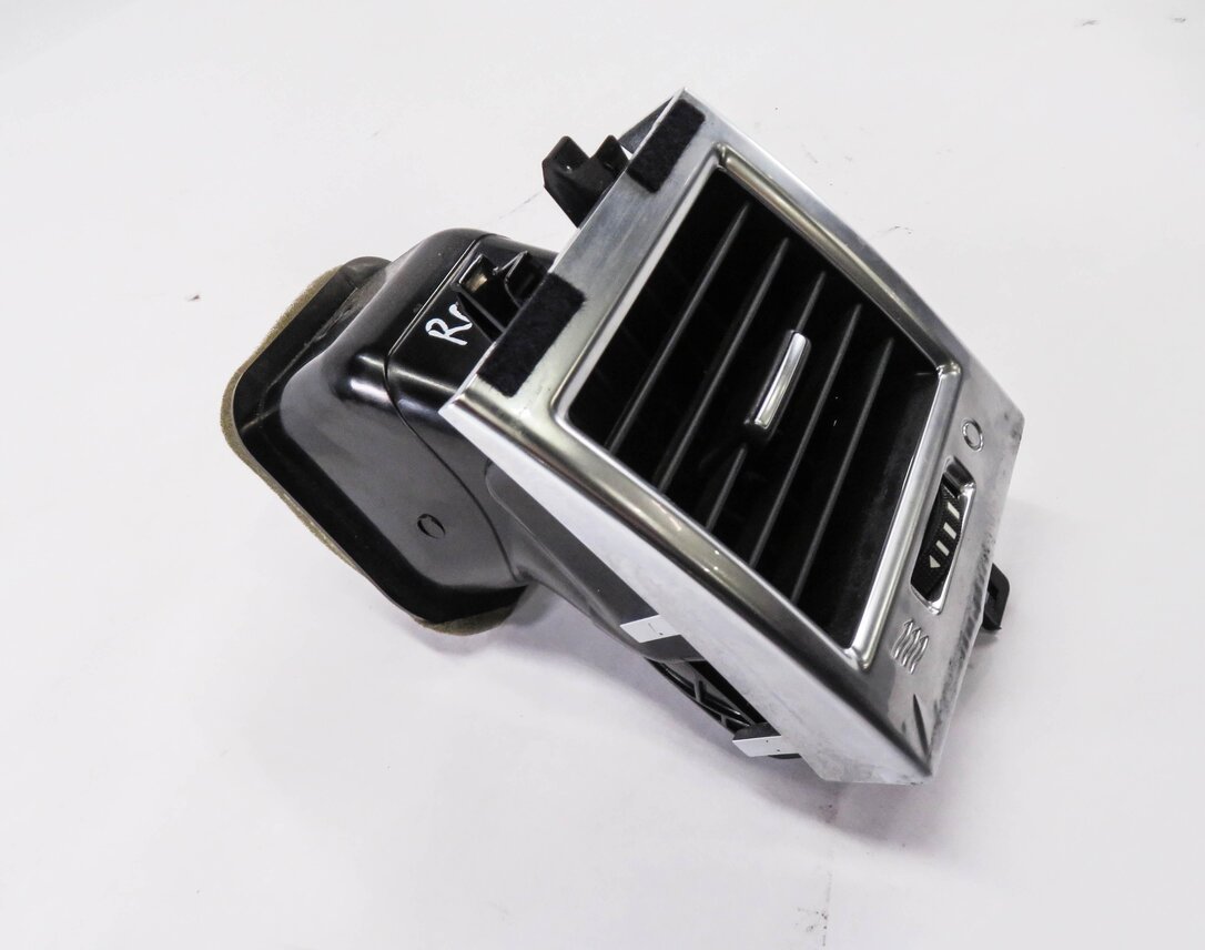 Thumbnail 3: 2010 RANGE ROVER SPORT (L320) RIGHT FRONT * CENTER DASH * HEATER A/C AIR VENT