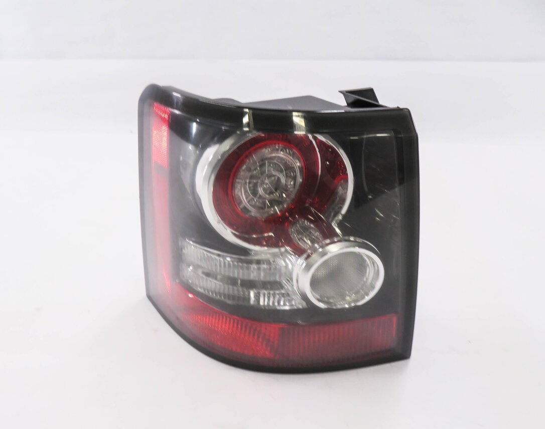 Thumbnail 3: 2010-2011 RANGE ROVER SPORT (L320) LEFT DRIVER TAILLIGHT BRAKE LIGHT LAMP
