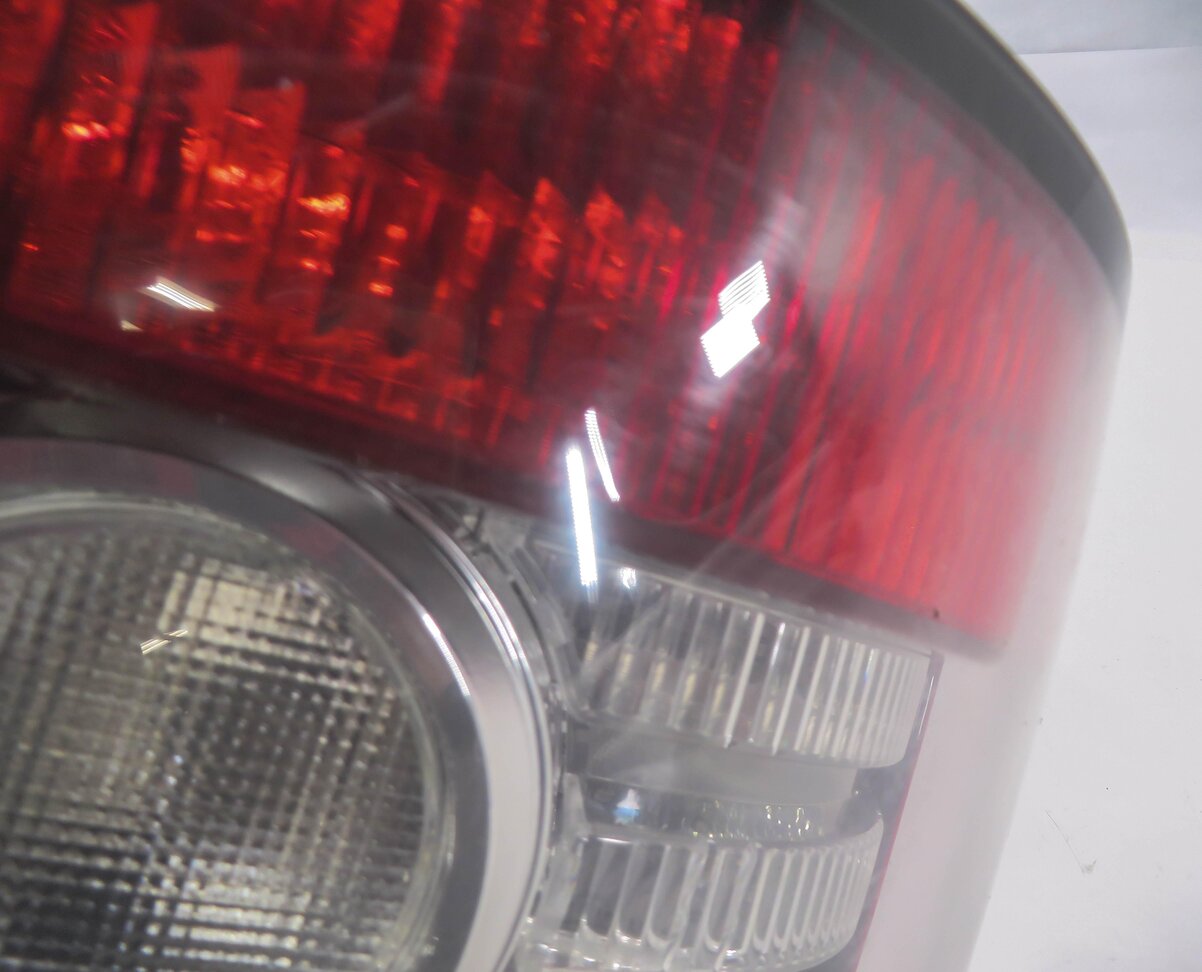 Thumbnail 7: 2010-2011 RANGE ROVER SPORT (L320) LEFT DRIVER TAILLIGHT BRAKE LIGHT LAMP