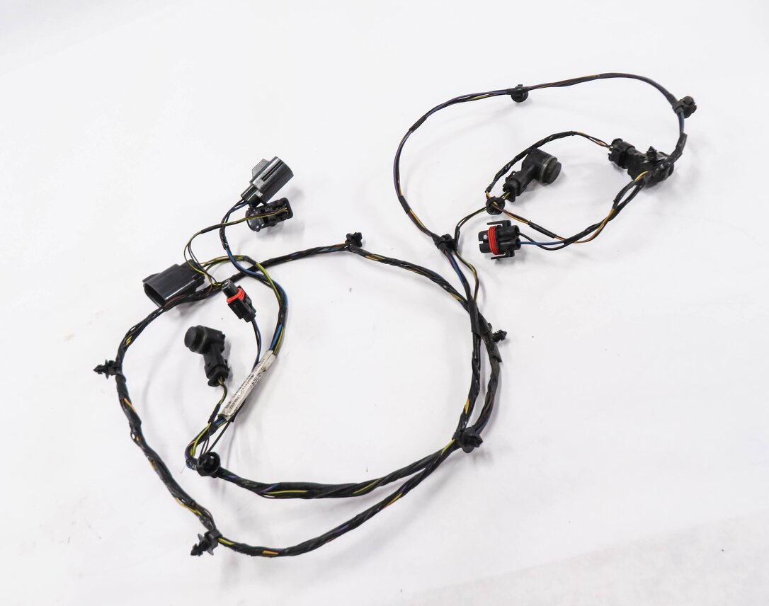 Thumbnail 2: 2010 RANGE ROVER SPORT (L320) FRONT PDC PARK SENSOR SET w/ HARNESS (BLACK 820)