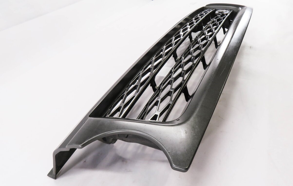 Thumbnail 3: 2010-2011 RANGE ROVER SPORT (L320) FRONT UPPER HOOD AIR VENT GRILLE TRIM