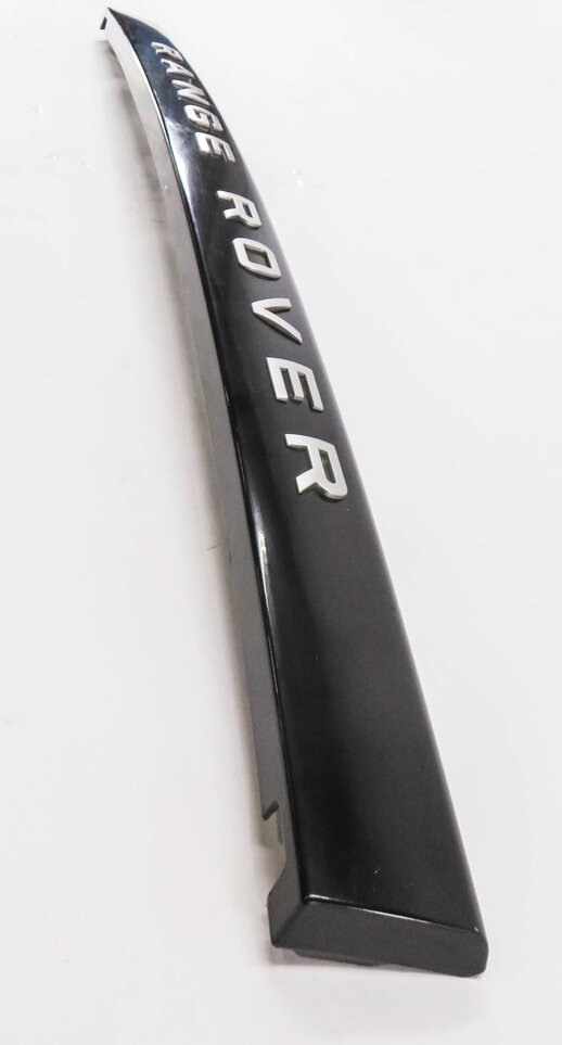 Thumbnail 2: 2010 RANGE ROVER SPORT (L320) REAR TRUNK TRIM PANEL w/ LETTERING (BLACK 820)