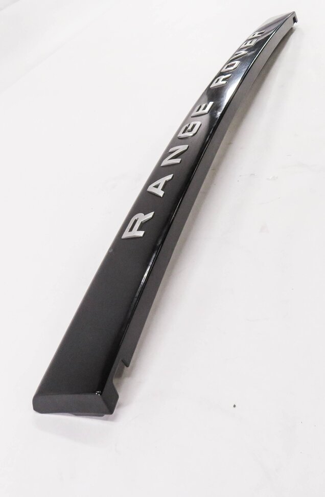 Thumbnail 3: 2010 RANGE ROVER SPORT (L320) REAR TRUNK TRIM PANEL w/ LETTERING (BLACK 820)