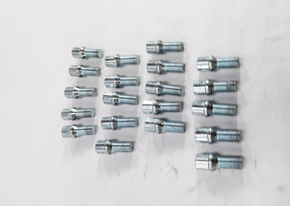 Thumbnail 3: 2013 MERCEDES E350 (W212) LUG NUT WHEEL BOLT SET-20
