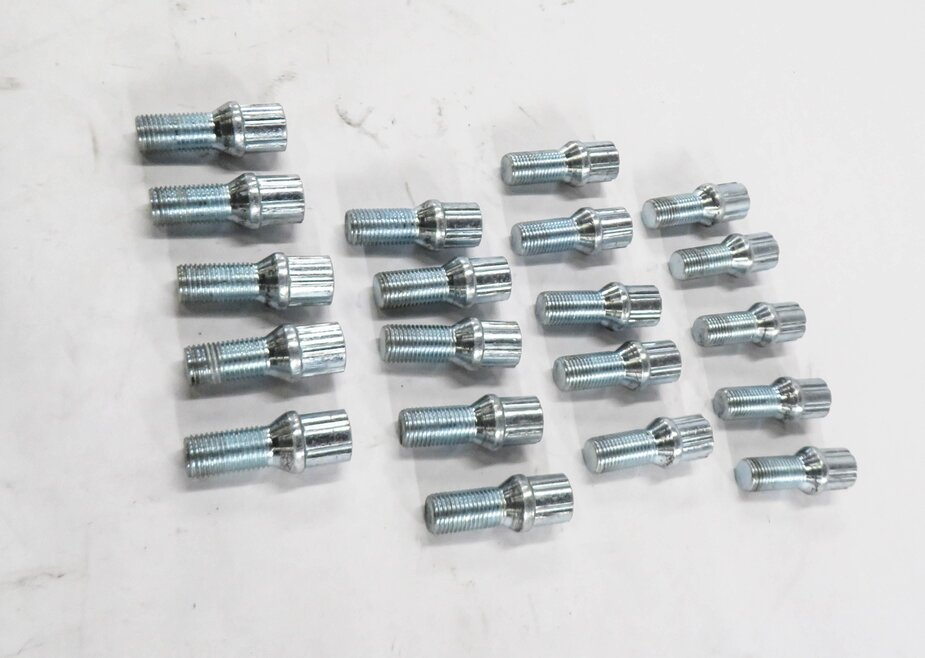 Thumbnail 4: 2013 MERCEDES E350 (W212) LUG NUT WHEEL BOLT SET-20