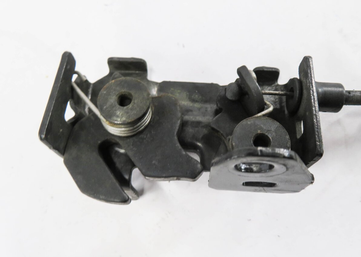 Thumbnail 9: 2013 MERCEDES E350 (W212) FRONT LEFT & RIGHT LOWER HOOD LOCK LATCH SET w/ CABLE