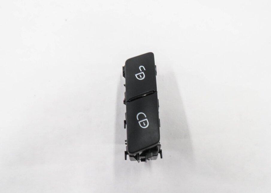 Thumbnail 2: 2013 MERCEDES E350 (W212) RIGHT FRONT PASSENGER DOOR LOCK SWITCH BUTTON