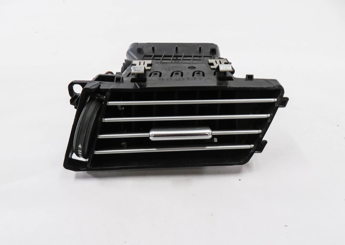 Thumbnail 2: 2013 MERCEDES E350 (W212) RIGHT FRONT PASSENGER DASH HEATER A/C AIR VENT