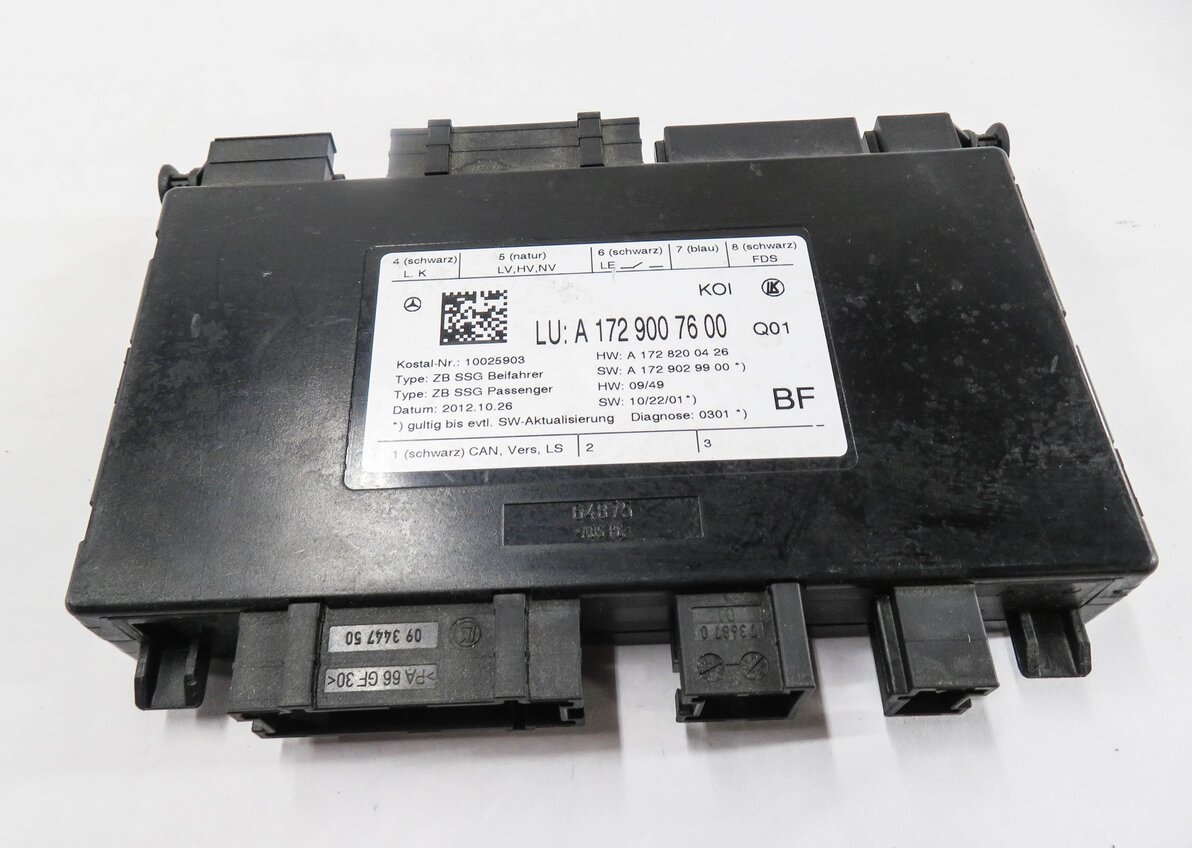 Thumbnail 2: 2013 MERCEDES E350 (W212) RIGHT FRONT PASSENGER SEAT CONTROL MODULE