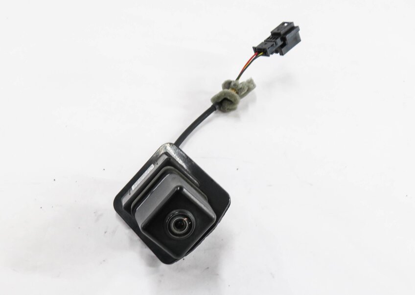 10-13 MERCEDES E300 E350 E400 E550 (A207 C207 W207 W212) BACKUP REVERSE CAMERA