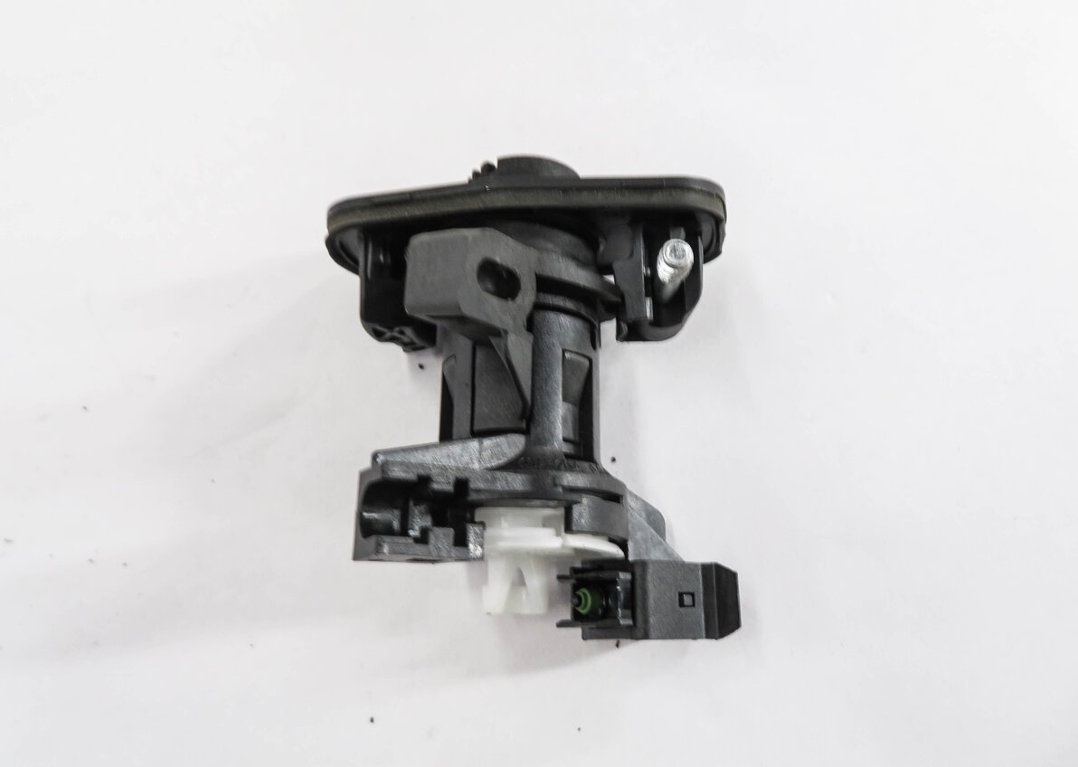 Thumbnail 7: 2013 MERCEDES E350 (W212) DRIVER DOOR HANDLE TRUNK LOCK CYLINDER w/ KEY SET