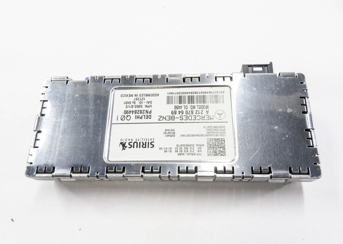 Thumbnail 5: 10-16 MERCEDES C250 C300 C350 E350 E550 GLK350 ML350 - SIRIUS SATELLITE RECEIVER
